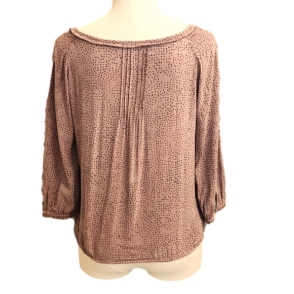 WOMENS ZARA tan with brown & blue polka dot abalone button top size Smal… - Picture 8 of 16